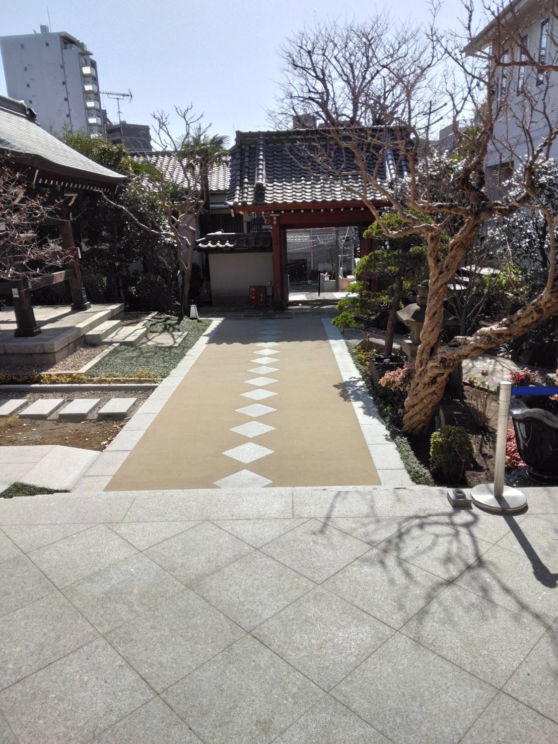 東京都目黒区　お寺の改修工事